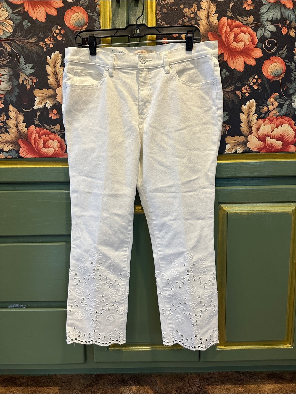 Tory Burch White Eyelet Hem Cropped Jeans